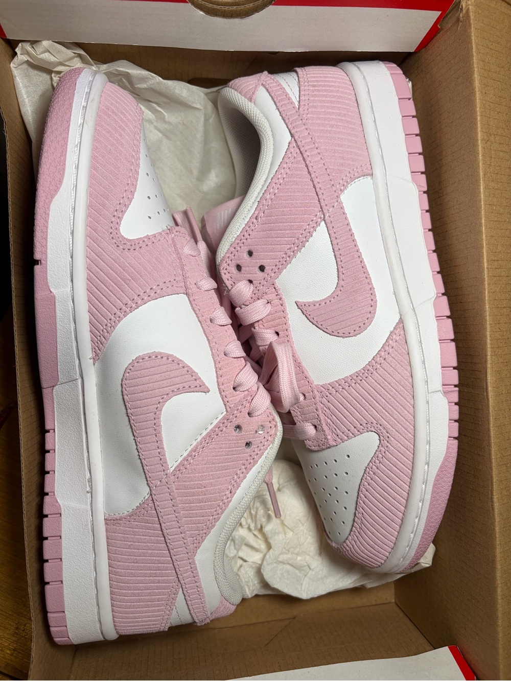 Nike Women's Low-Top Sneakers in Pink and White
